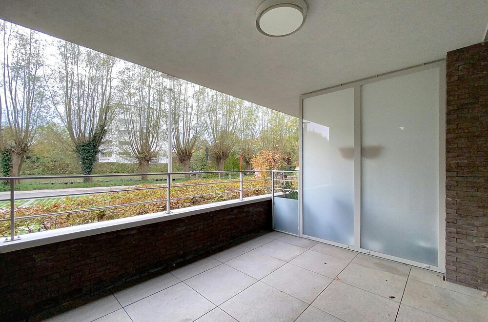 gelijkvloers-serviceflat-met-uniek-zicht-in-hartje-deinze002.jpg