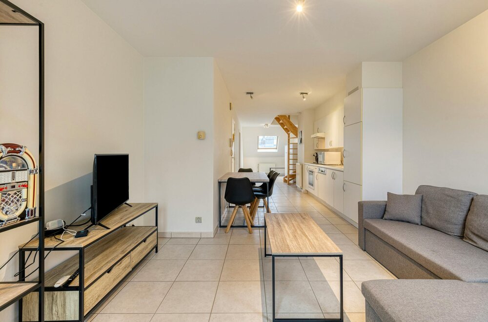 lichtrijk-duplex-appartement-te-koop-in-centrum-blankenberge003.jpg