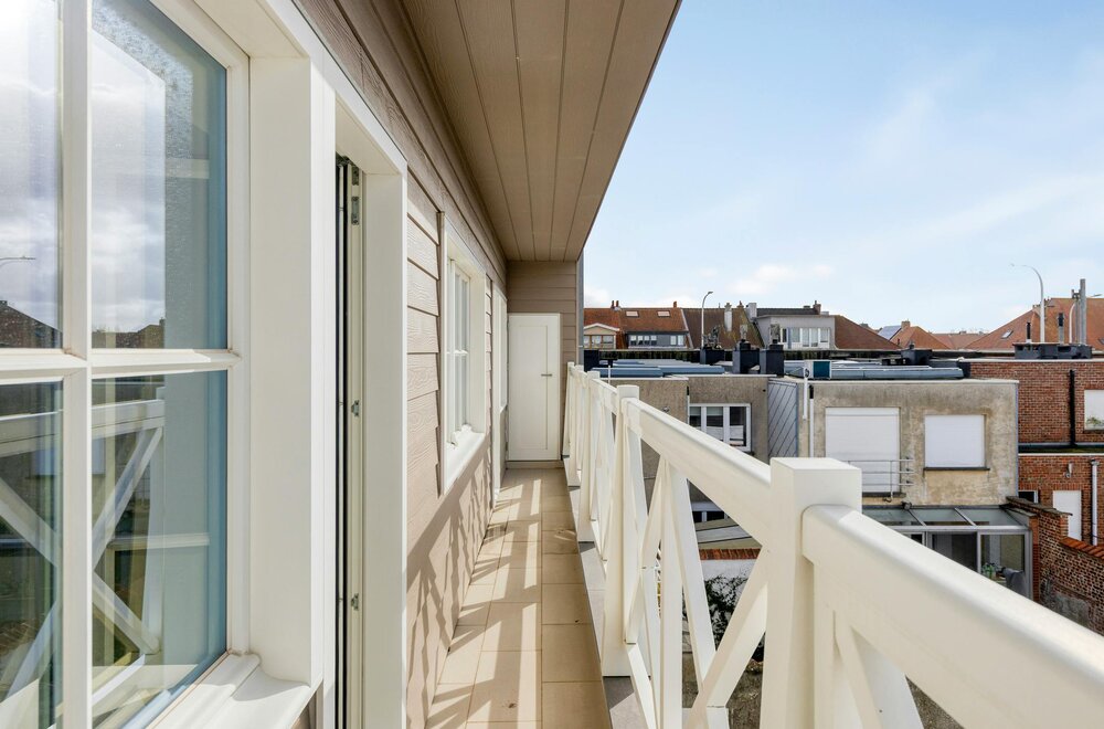 lichtrijk-en-instapklaar-appartement-te-koop-in-blankenberge016.jpg