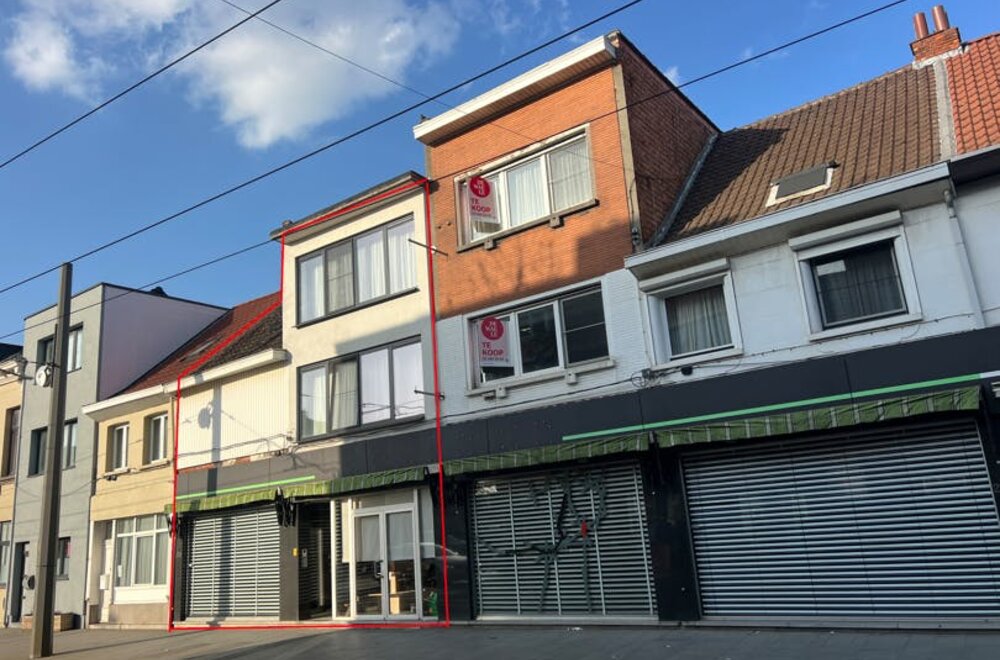 ontwikkelingspand-met-handel-en-2-appartementen-in-deurne-001.jpg
