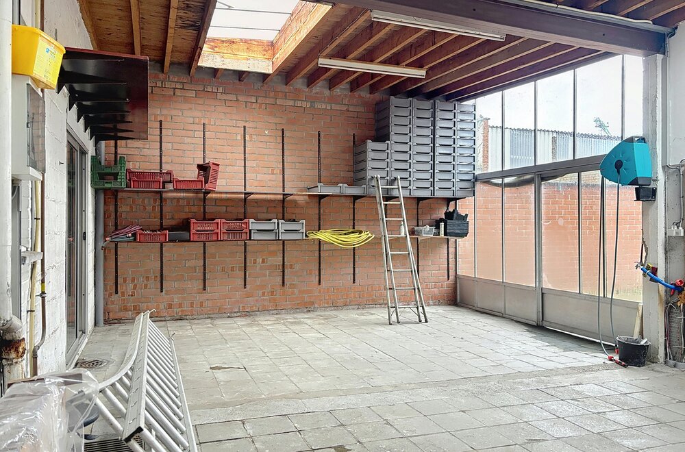 ontwikkelingspand-met-handel-en-2-appartementen-in-deurne-007.jpg