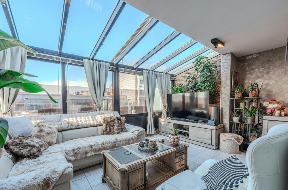 lichtrijk-dak-appartement-te-koop-te-middelkerke-003.jpg