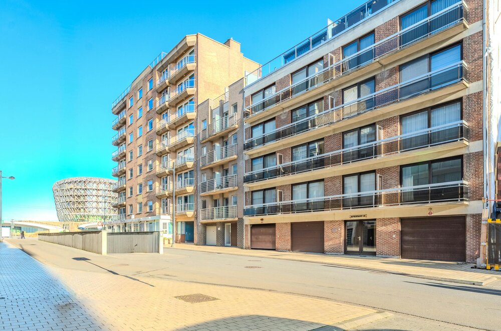 lichtrijk-dak-appartement-te-koop-te-middelkerke-018.jpg