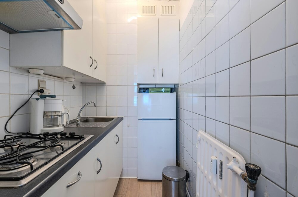lichtrijke-studio-te-koop-met-zijdelings-zeezicht-en-terras-009.jpg