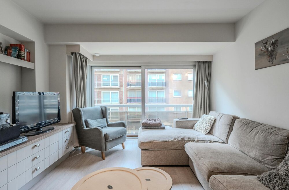 gerenoveerd-appartement-op-toplocatie-te-middelkerke-011.jpg