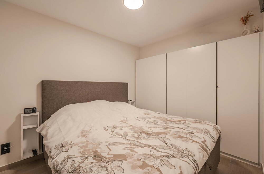 lichtrijk-appartement-met-aparte-slaapruimte-te-middelkerke-010.jpg