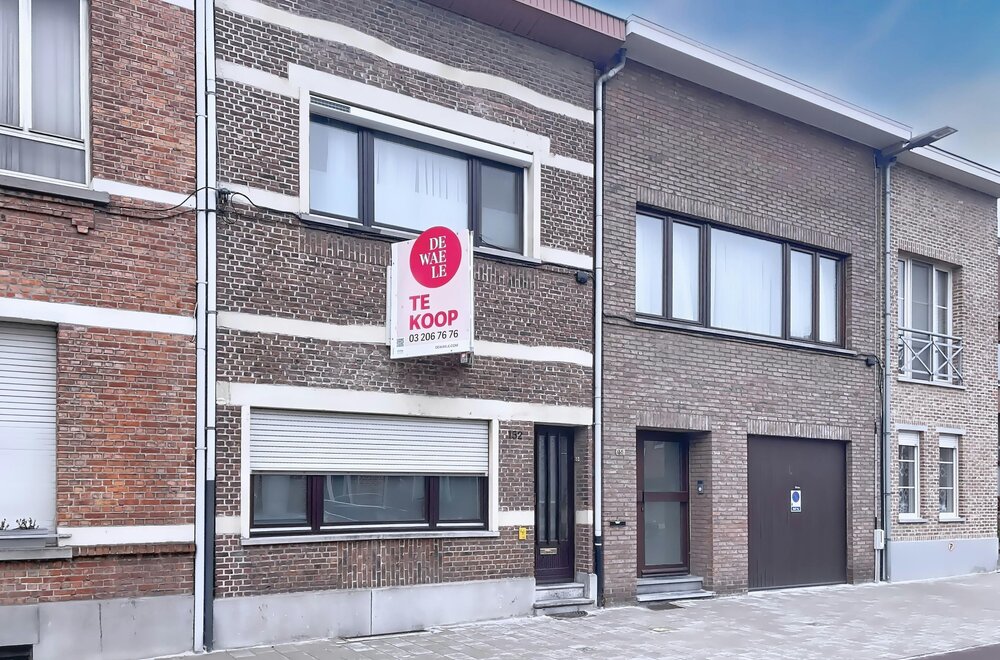 gezellig-studentenhuis-met-5-vergunde-kamers-te-koop-001.jpg