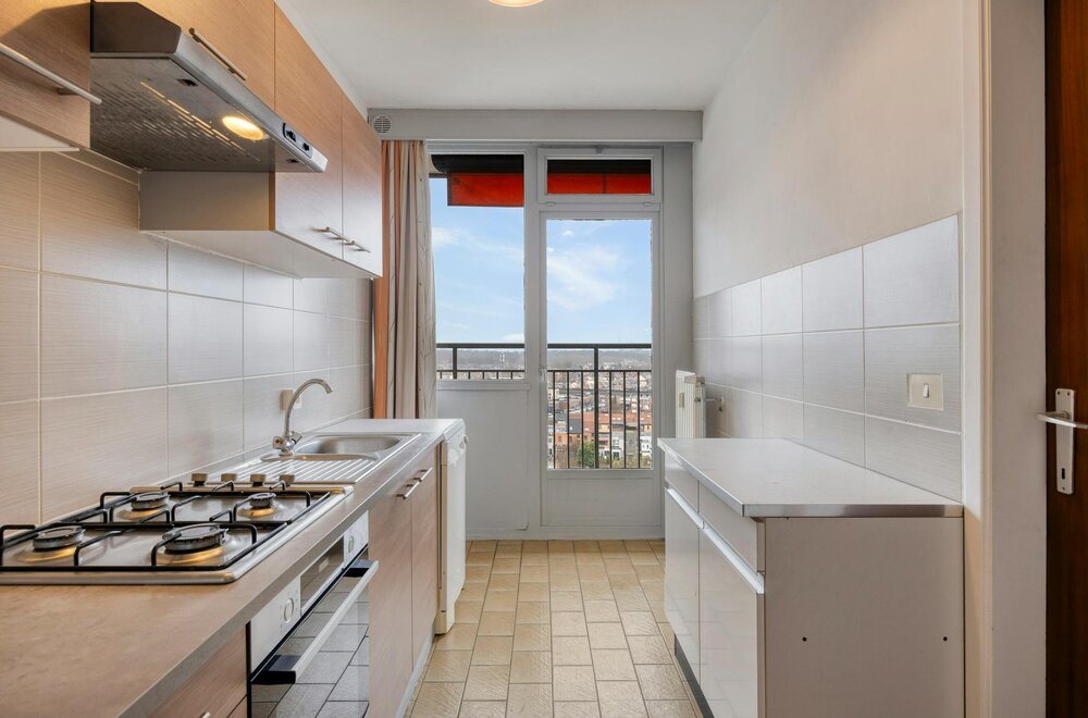 appartement-met-2-slaapkamers-te-koop-in-het-centrum-van-wilrijk004.jpg