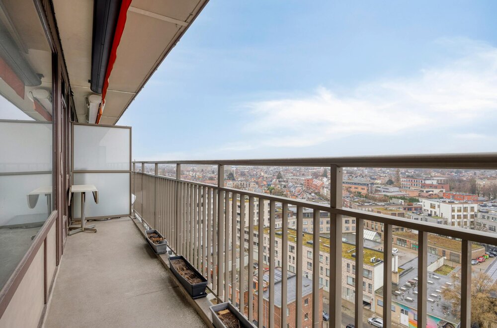 appartement-met-2-slaapkamers-te-koop-in-het-centrum-van-wilrijk007.jpg