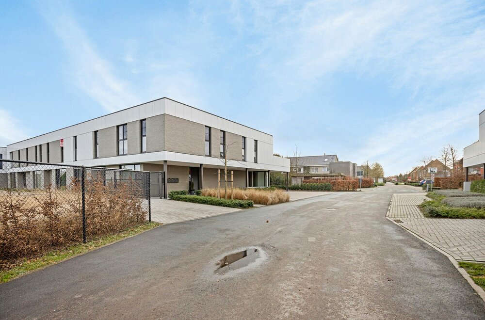 ruime-en-kwalitatieve-woning-te-koop-in-brecht-007.jpg