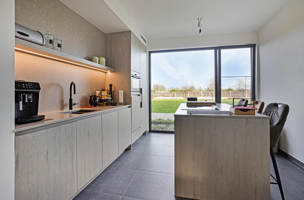 ruime-en-kwalitatieve-woning-te-koop-in-brecht-011.jpg