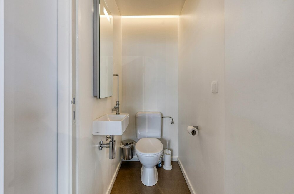 handelspand-te-koop-op-zichtlocatie-met-parking-287-m-022.jpg