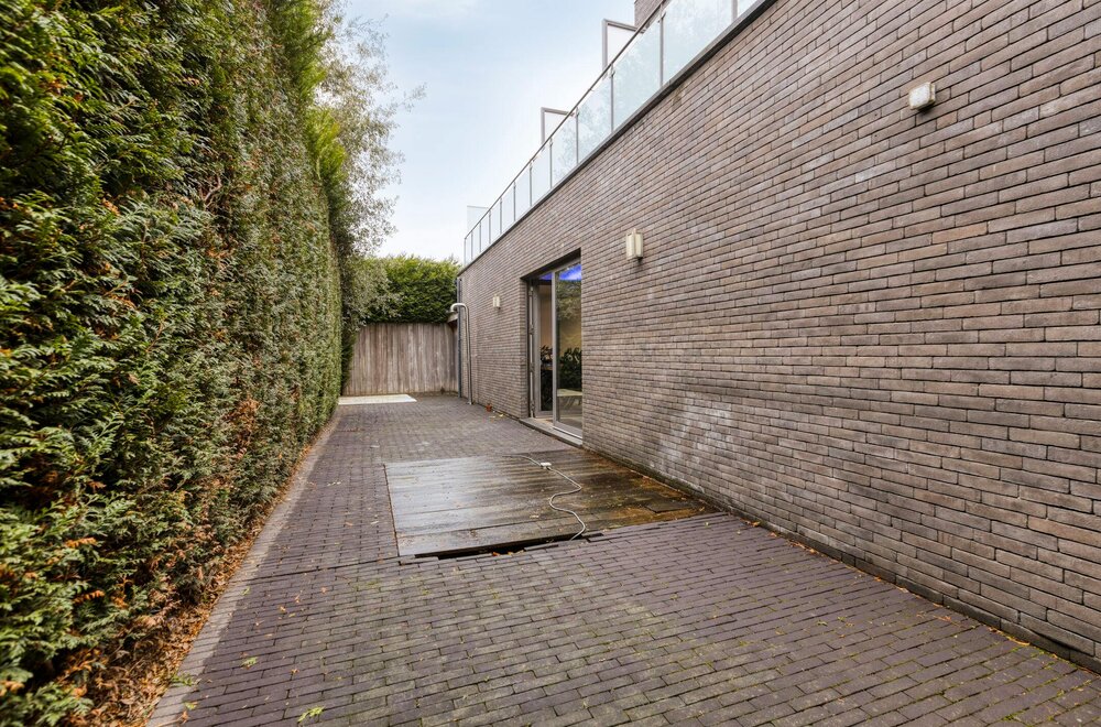 handelspand-te-koop-op-zichtlocatie-met-parking-287-m-034.jpg