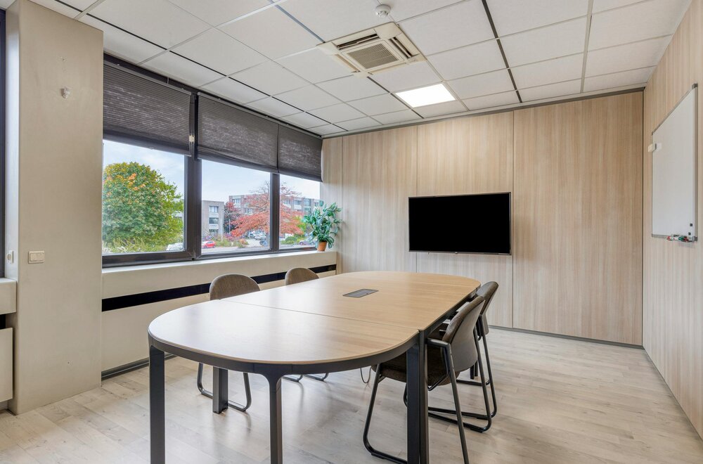 verhuurd-kantoor-met-6-staanplaatsen-te-koop-in-zaventem009.jpg