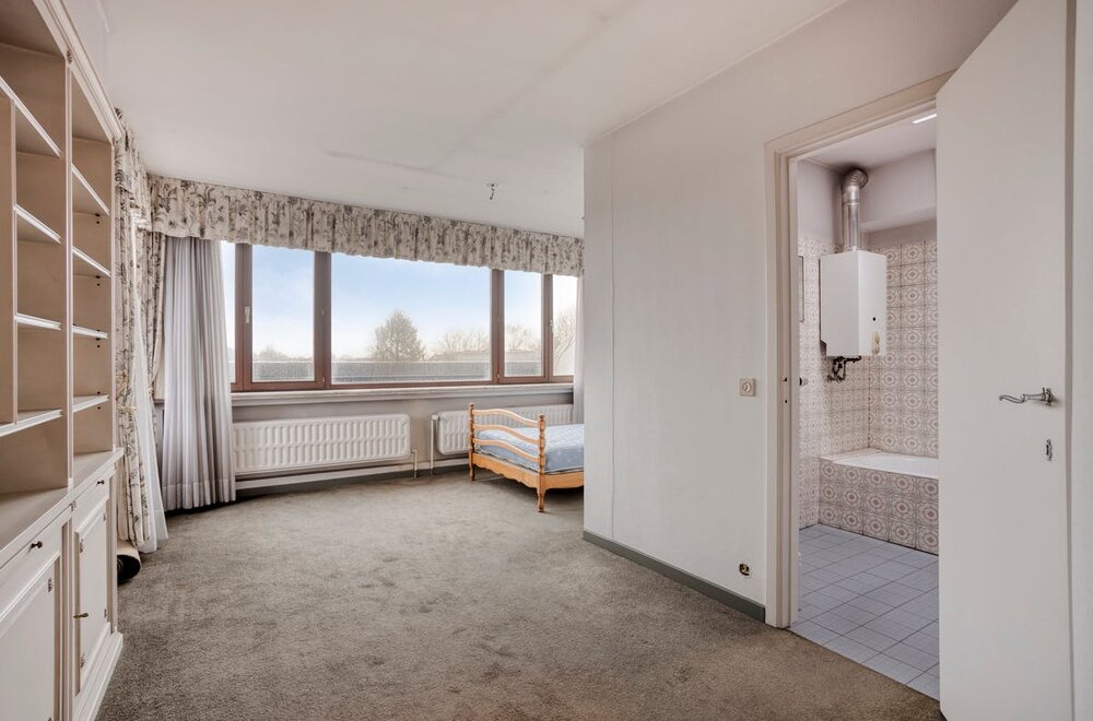 uniek-opbrengstgebouw-op-toplocatie-met-garage-in-strombeek017.jpg