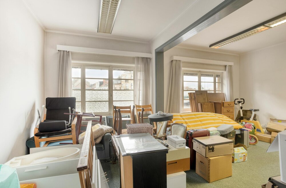 uniek-opbrengstgebouw-op-toplocatie-met-garage-in-strombeek003.jpg