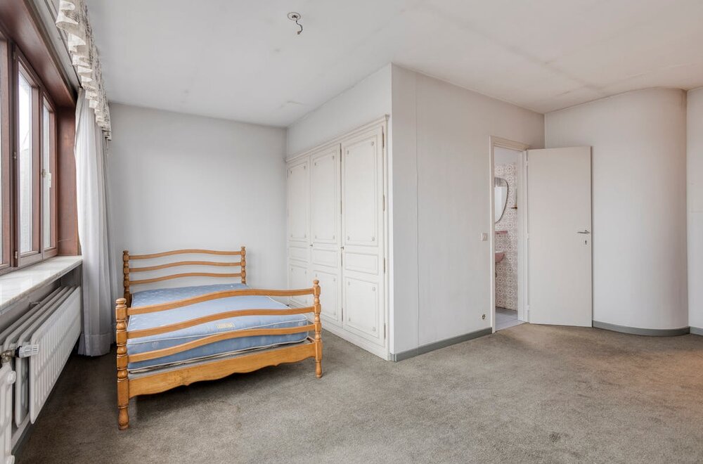 uniek-opbrengstgebouw-op-toplocatie-met-garage-in-strombeek018.jpg