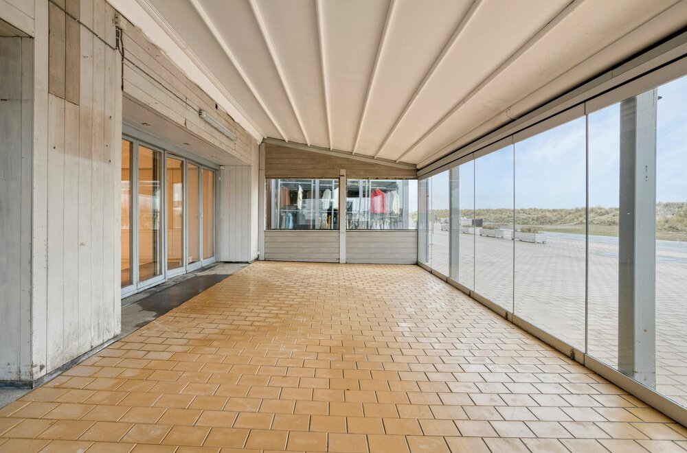 riant-handelspand-op-de-zeedijk-van-nieuwpoort-220-m-te-koop006.jpg