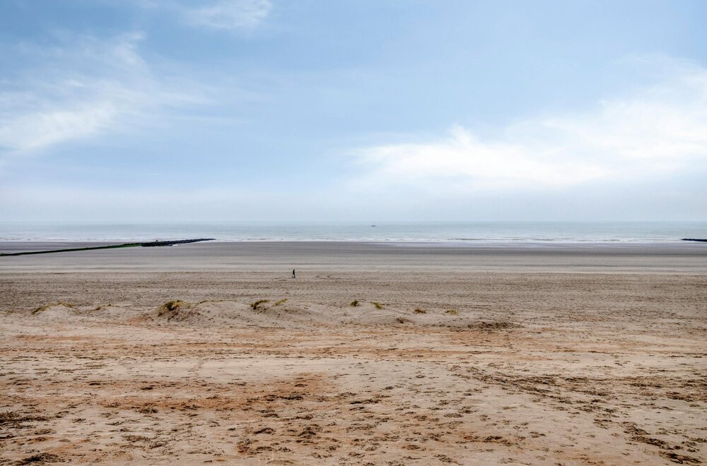 riant-handelspand-op-de-zeedijk-van-nieuwpoort-220-m-te-koop015.jpg