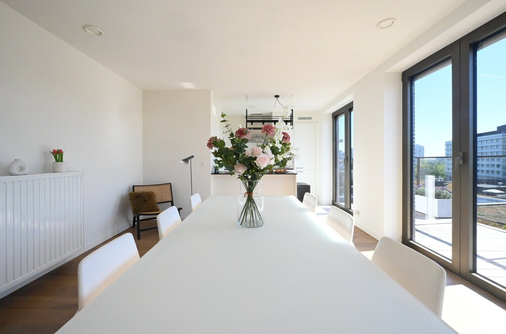 ruim-penthouse-met-3-slaapkamers-aan-de-stadsrand-van-gent011.jpg