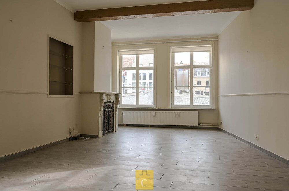 gelijkvloers-appartment-118-m2-met-terras-19-m2-aan-n-van-de-mooiste-brugse-reien010.jpg