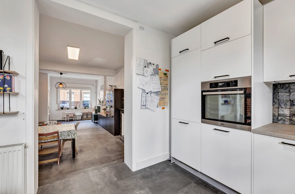 gerenoveerde-woning-met-tuin-en-3-slpks-in-halle005.jpg