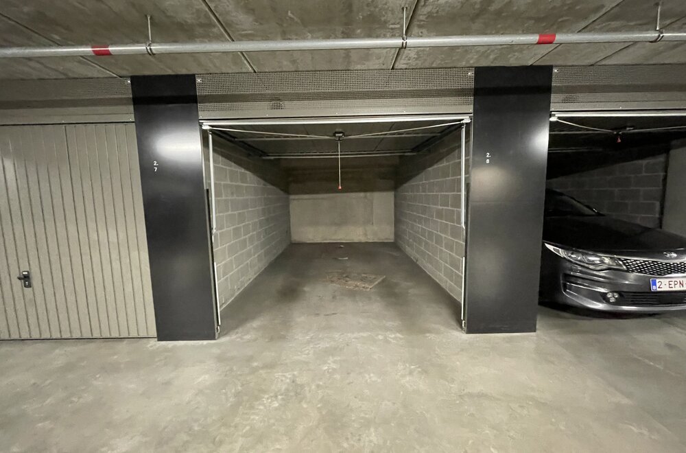 garagebox-te-vrijdagsmarkt-61003.jpg