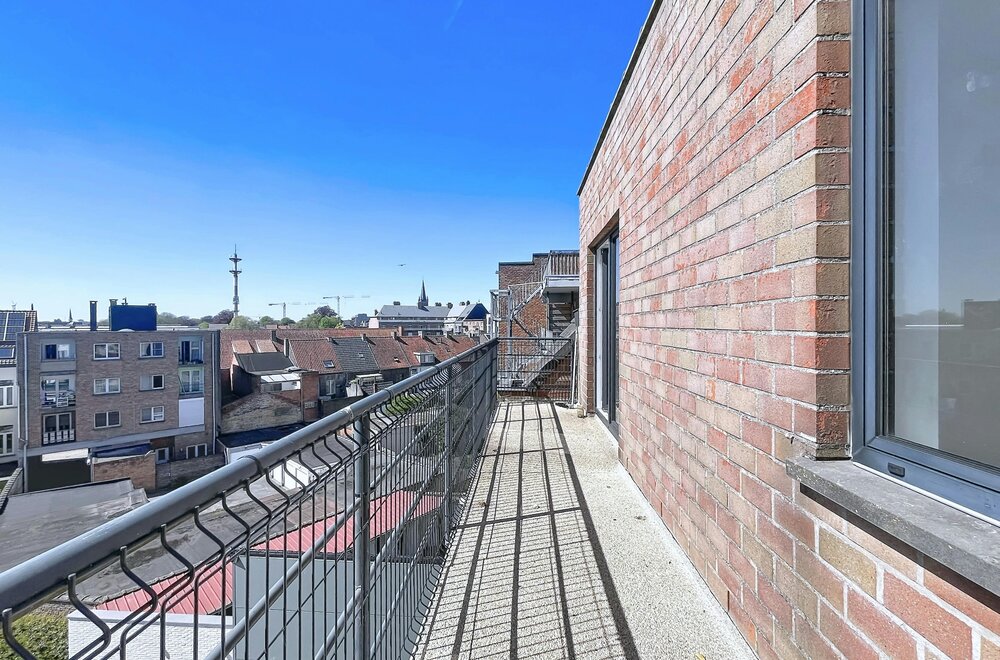appartement-met-2-slaapkamers-aan-het-station-van-eeklo016.jpg
