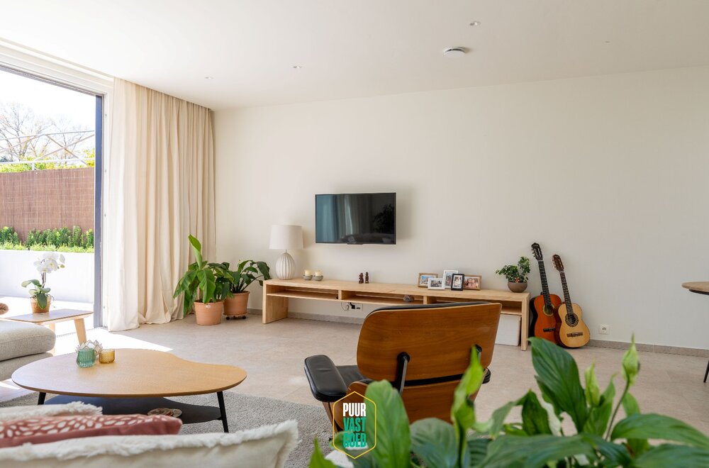 prachtige-compleet-gerenoveerde-zonnige-woning-met-tuin008.jpg