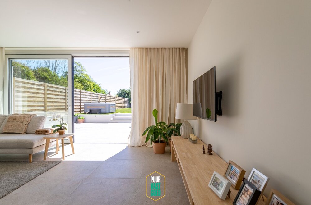 prachtige-compleet-gerenoveerde-zonnige-woning-met-tuin009.jpg