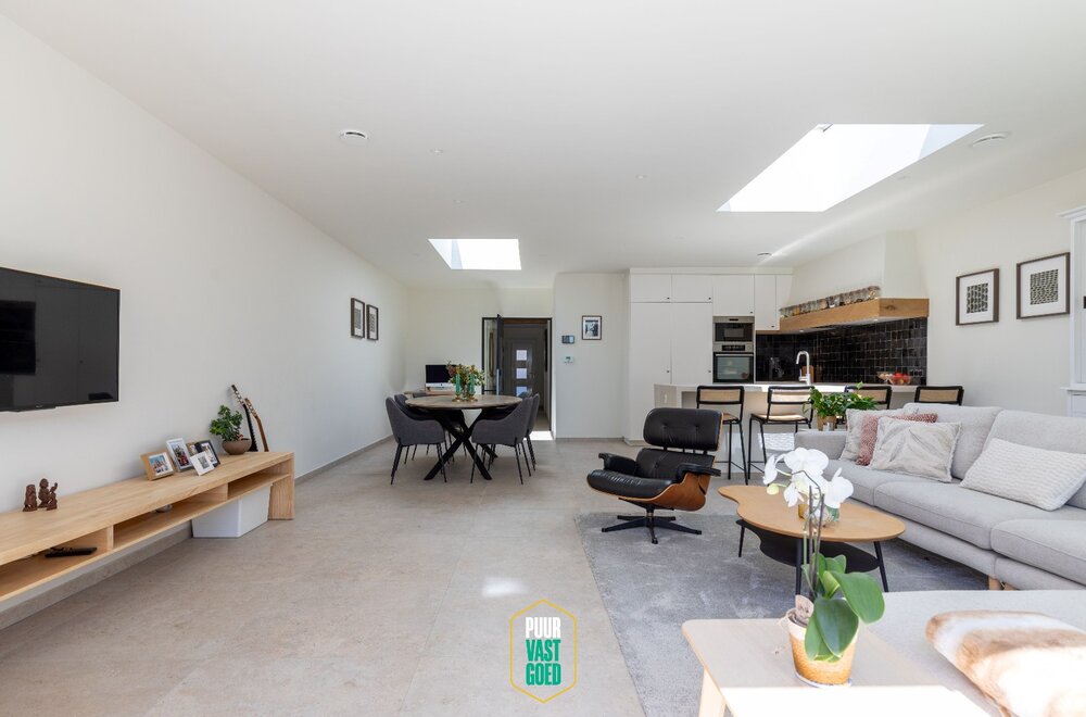 prachtige-compleet-gerenoveerde-zonnige-woning-met-tuin010.jpg