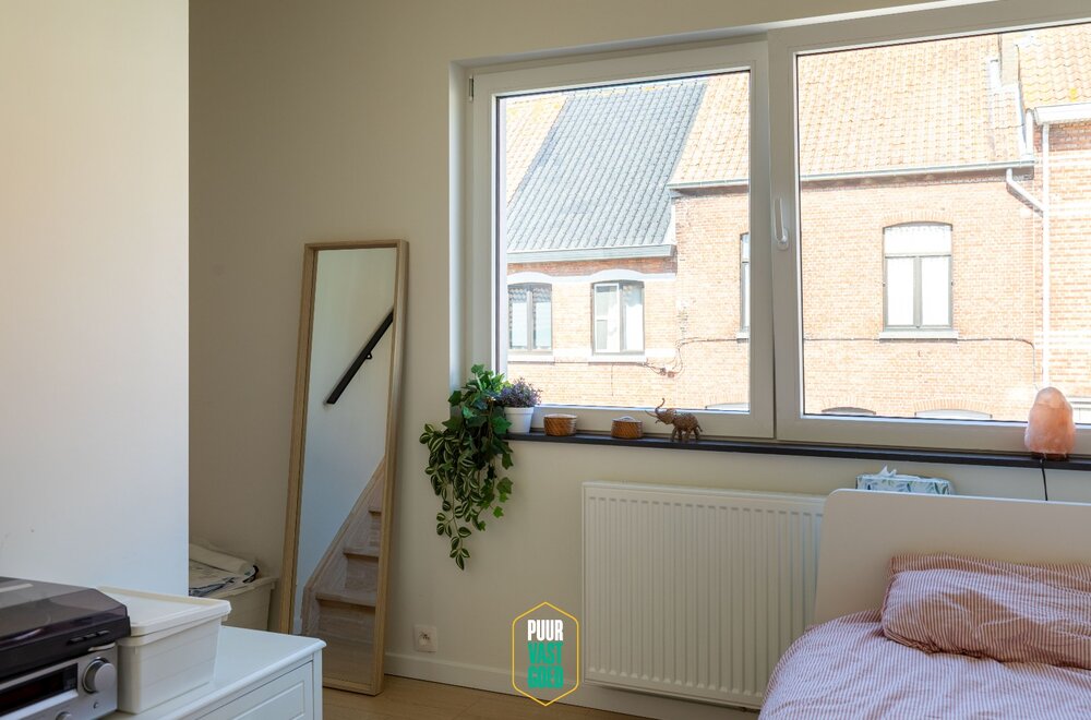 prachtige-compleet-gerenoveerde-zonnige-woning-met-tuin019.jpg
