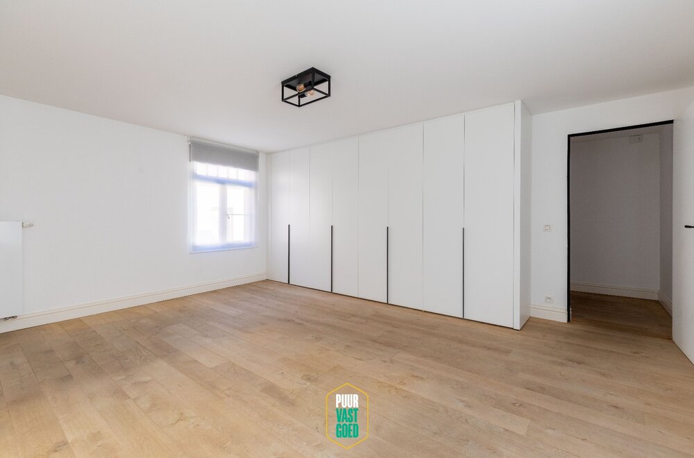 prachtig-gerestaureerde-hoekwoning-met-grote-garage-bij-t-zand015.jpg