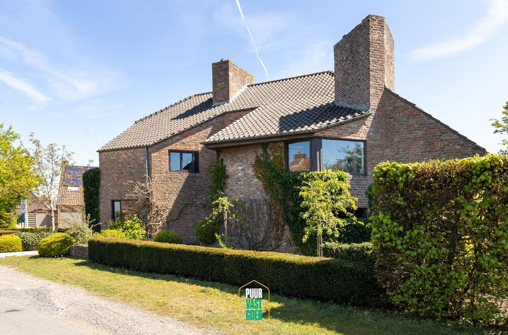 puur-architectuur-80-s-modernisme-met-een-hoek-af001.jpg