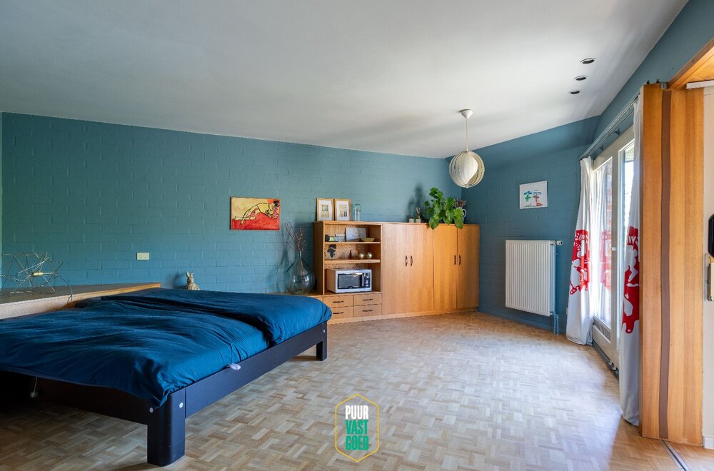 puur-architectuur-80-s-modernisme-met-een-hoek-af005.jpg