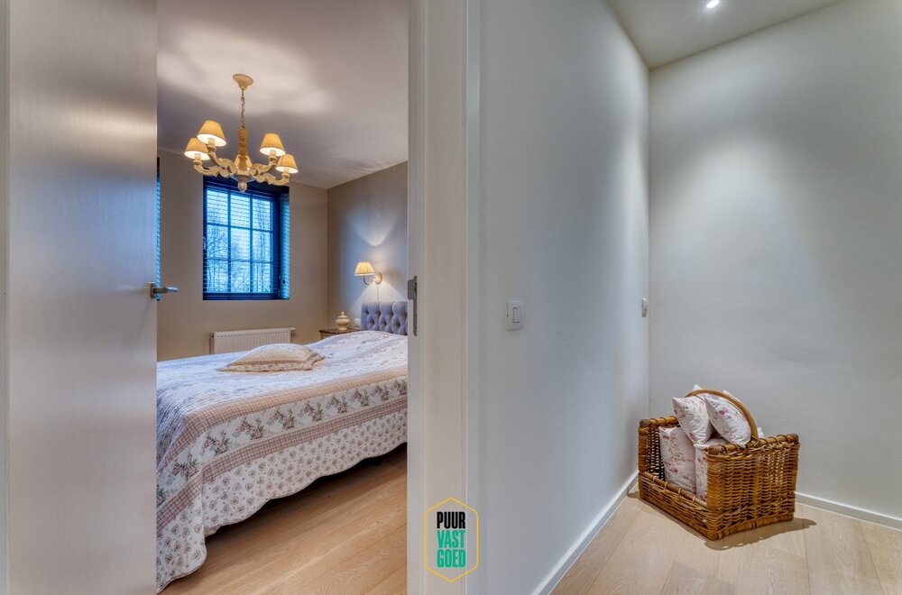 recente-perfect-afgewerkte-halfopen-ruime-knokse-villa-012.jpg