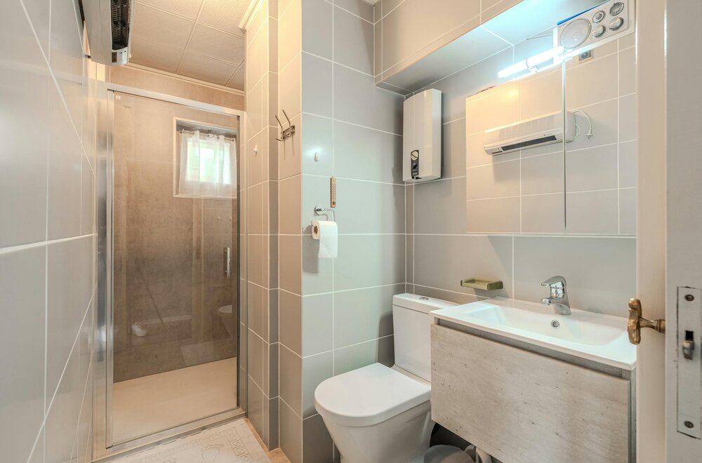 lichtrijk-hoekappartement-met-terrassen-vlakbij-zeedijk-009.jpg