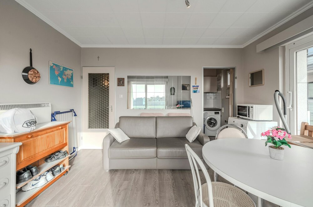 lichtrijk-hoekappartement-met-terrassen-vlakbij-zeedijk-013.jpg