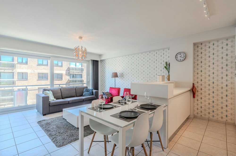 prachtig-appartement-met-2-slaapkamers-en-zijdelings-zeezicht-002.jpg