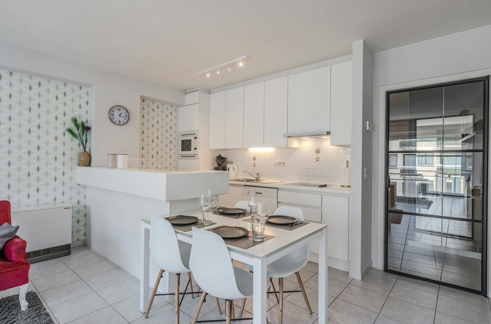 prachtig-appartement-met-2-slaapkamers-en-zijdelings-zeezicht-014.jpg