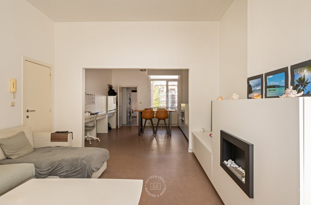 opbrengsteigendom-met-vier-appartementen-garage006.jpg