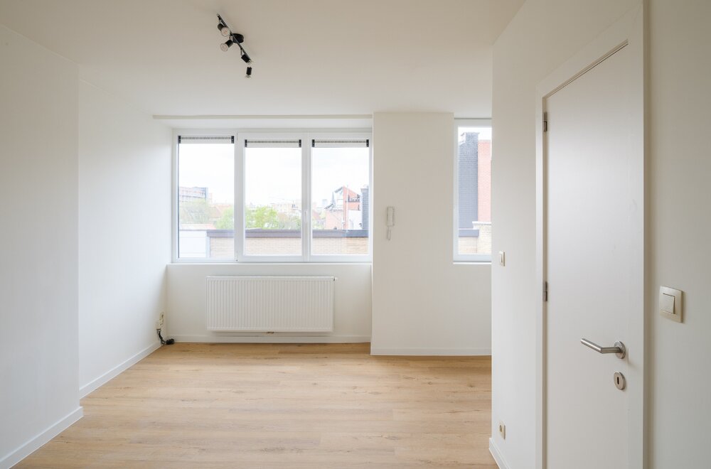 opbrengsteigendom-met-3-vergunde-studio-s-op-topligging-in-gent008.jpg