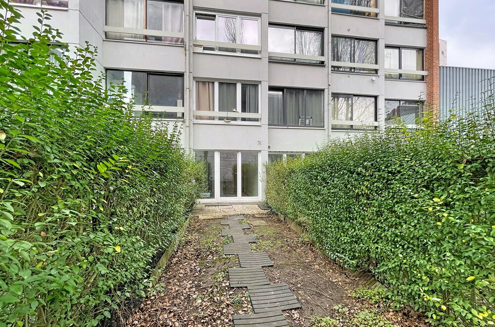 unieke-kans-in-sint-gillis-centraal-gelegen-studio-23-m-011.jpg