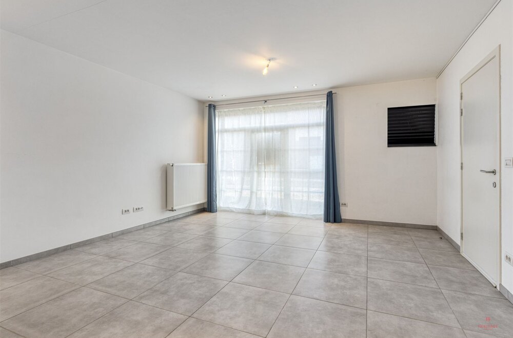 ruim-gelijkvloers-appartement-111-m-met-2-slaapkamers-in-het-hart-van-gottem-deinze003.jpg