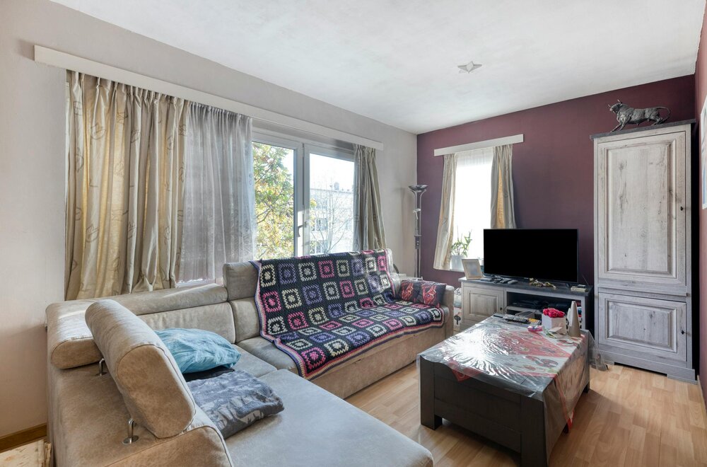 tweeslaapkamerappartement-met-terras-te-koop-in-merksem003.jpg