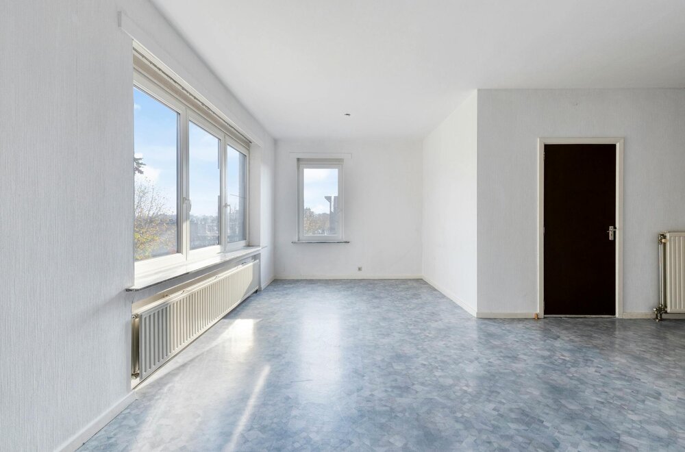 tweeslaapkamerappartement-met-terras-te-koop-in-merksem002.jpg
