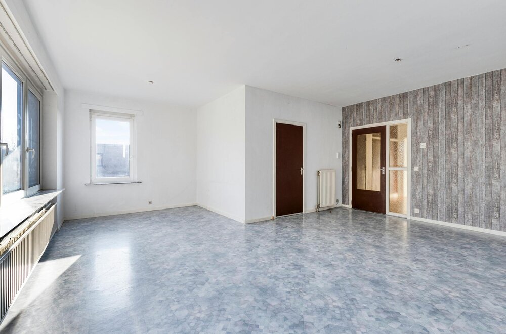 tweeslaapkamerappartement-met-terras-te-koop-in-merksem003.jpg