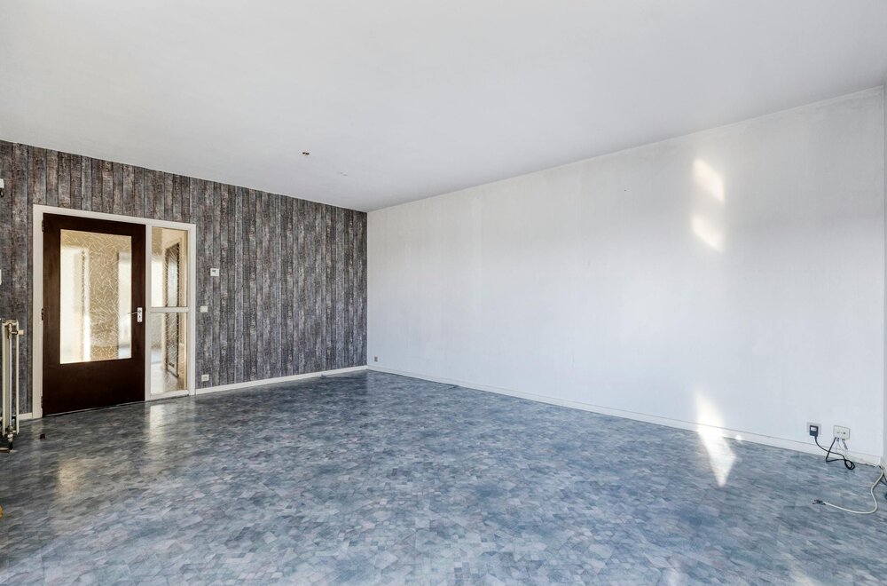 tweeslaapkamerappartement-met-terras-te-koop-in-merksem005.jpg