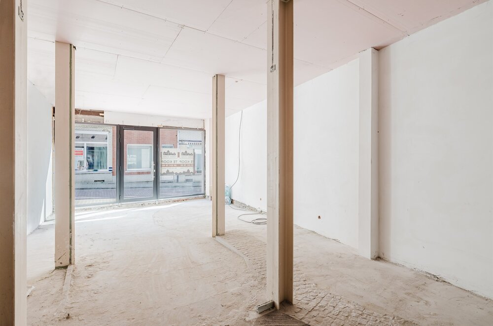handelspand-op-topligging-in-centrum-wetteren005.jpg
