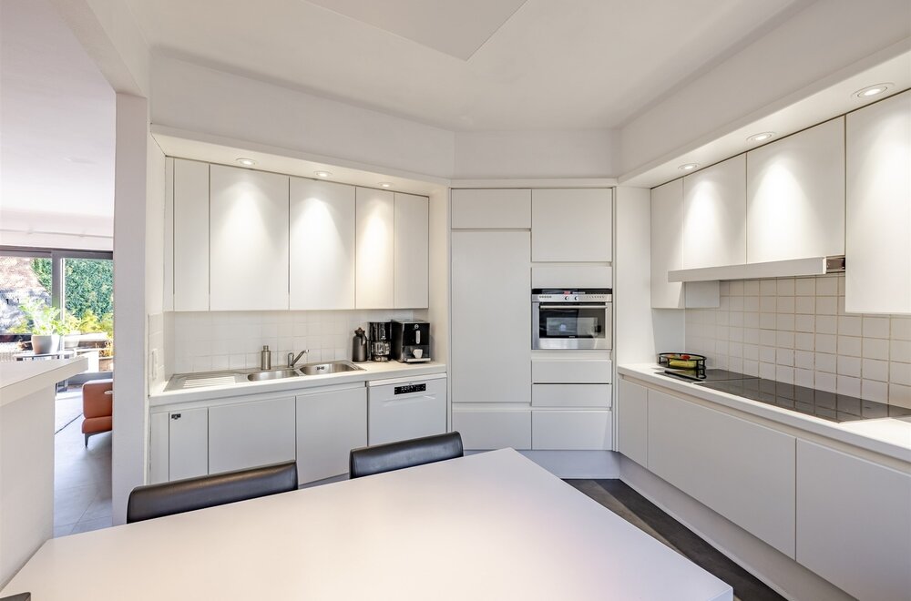 prachtig-winkelpand-met-duplex-op-groot-perceel015.jpg